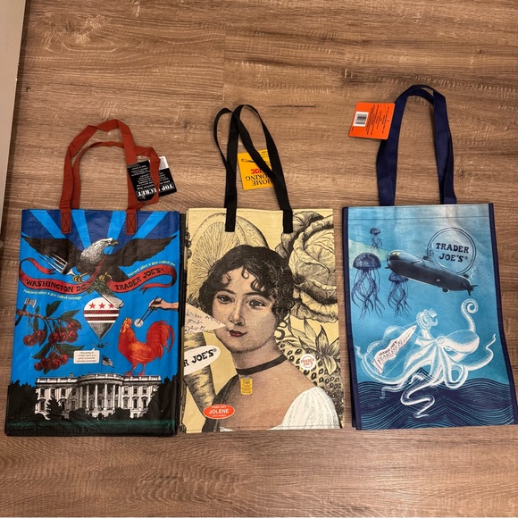 Trader Joe's Tote grocery bags with handles 3x - Picture 2 of 8